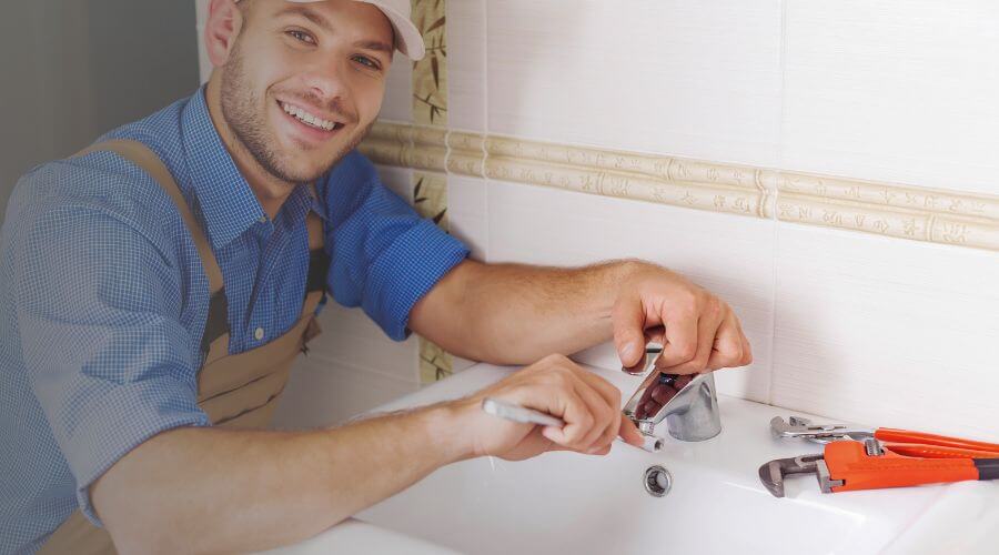 Handle or spout repair in New Baltimore, NY